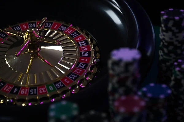 Live football streaming and betting interface